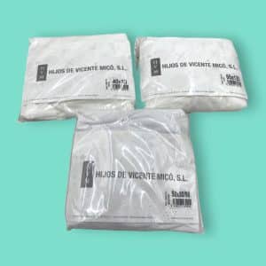 Protector ajustable de rizo plastificado.