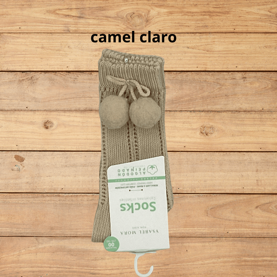 Calcetín calado borlón MARCA ISABEL MORA. - Imagen 5