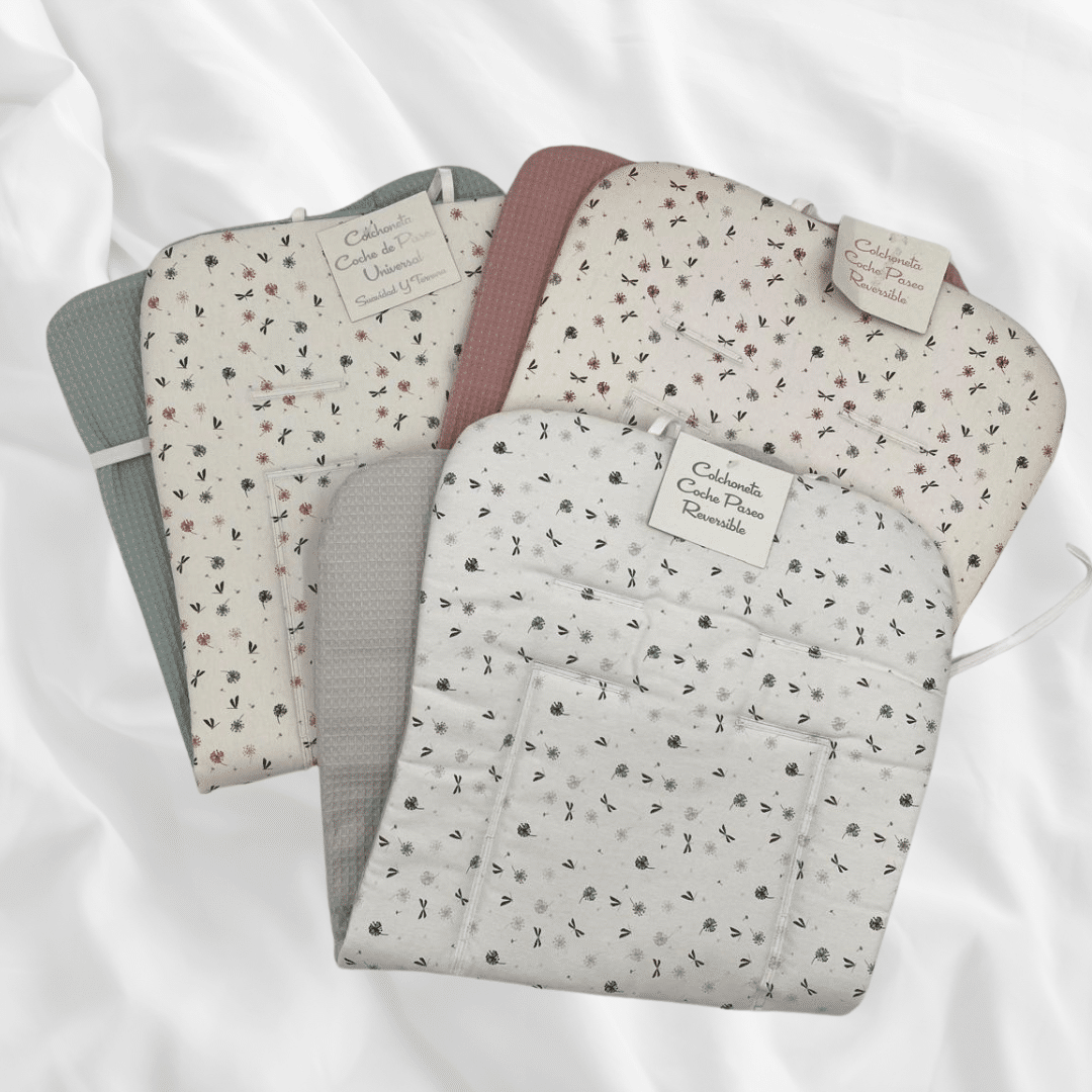 Colchoneta reversible modelo estampado LIBELULA DENENE.