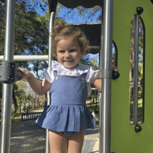 Peto bambula perforado cubre pañal volante infantil bebé.