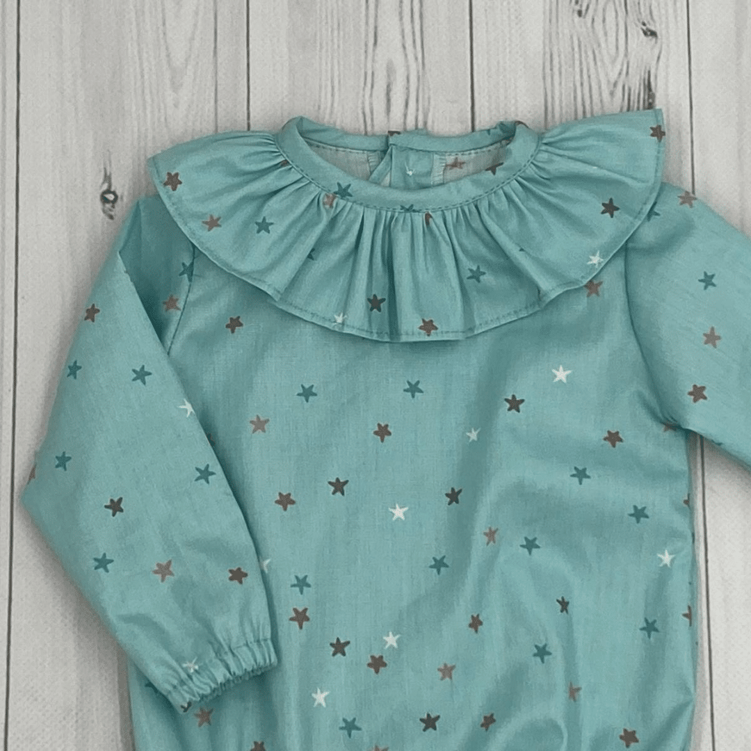 Pelele verde estampado estrella cuello volante Masan Bebé. - Imagen 2