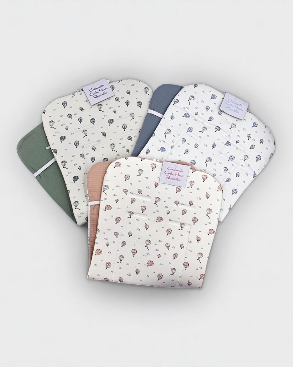 Colchoneta reversible globo y liso Marca DENENE.