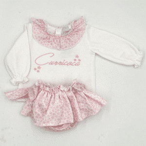 Conjunto camiseta cubre pañal volante estampado