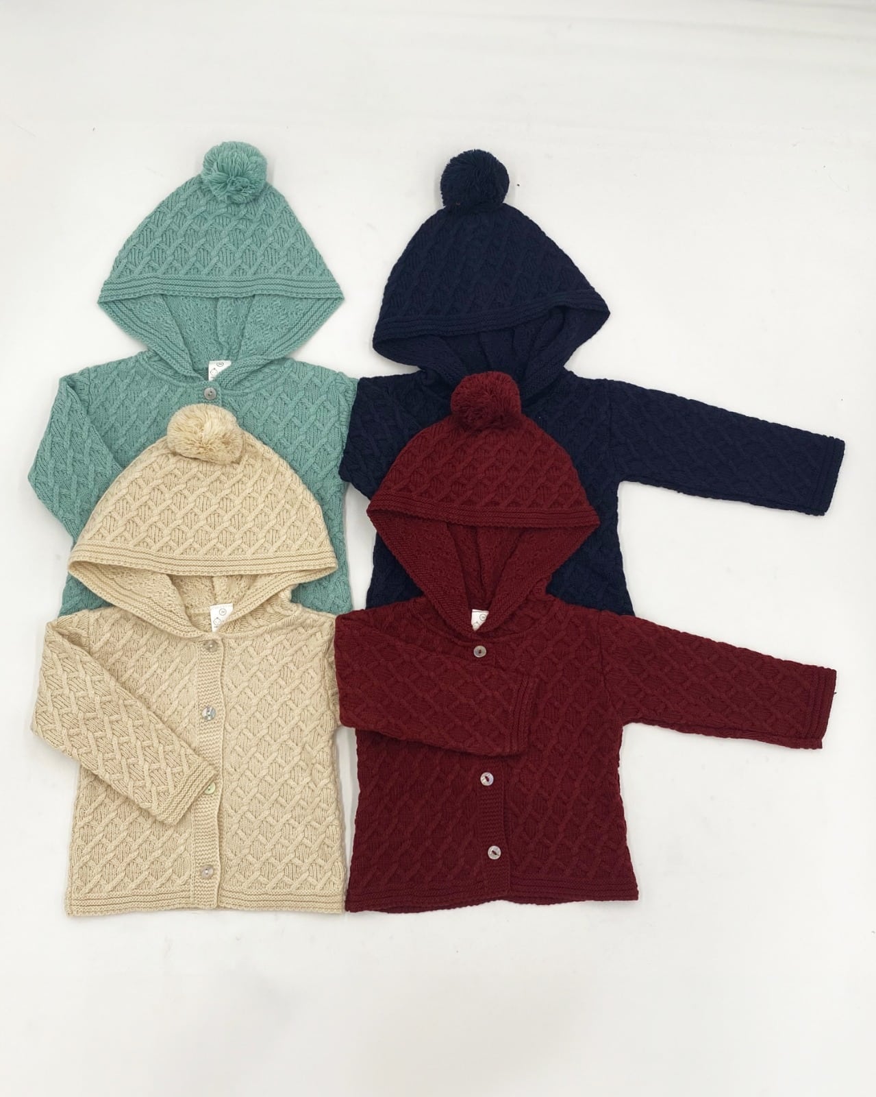 Rebeca larga gorro pompón RF/9511