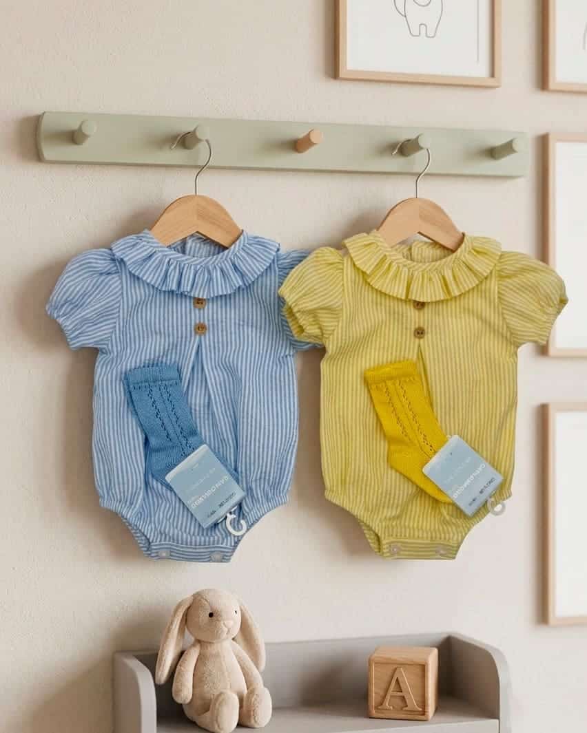 Pelele fondo rayas amarillo y azulado (MASAN BEBÉ) - Imagen 4